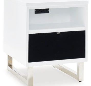 Gardoni Chairside End Table Fashion